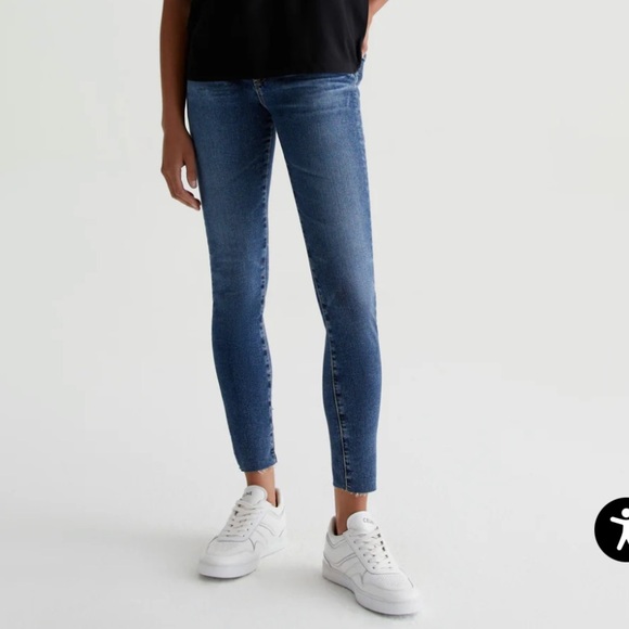AG The Farrah Skinny High Rise Skinny Jeans Size 32 - Picture 1 of 11